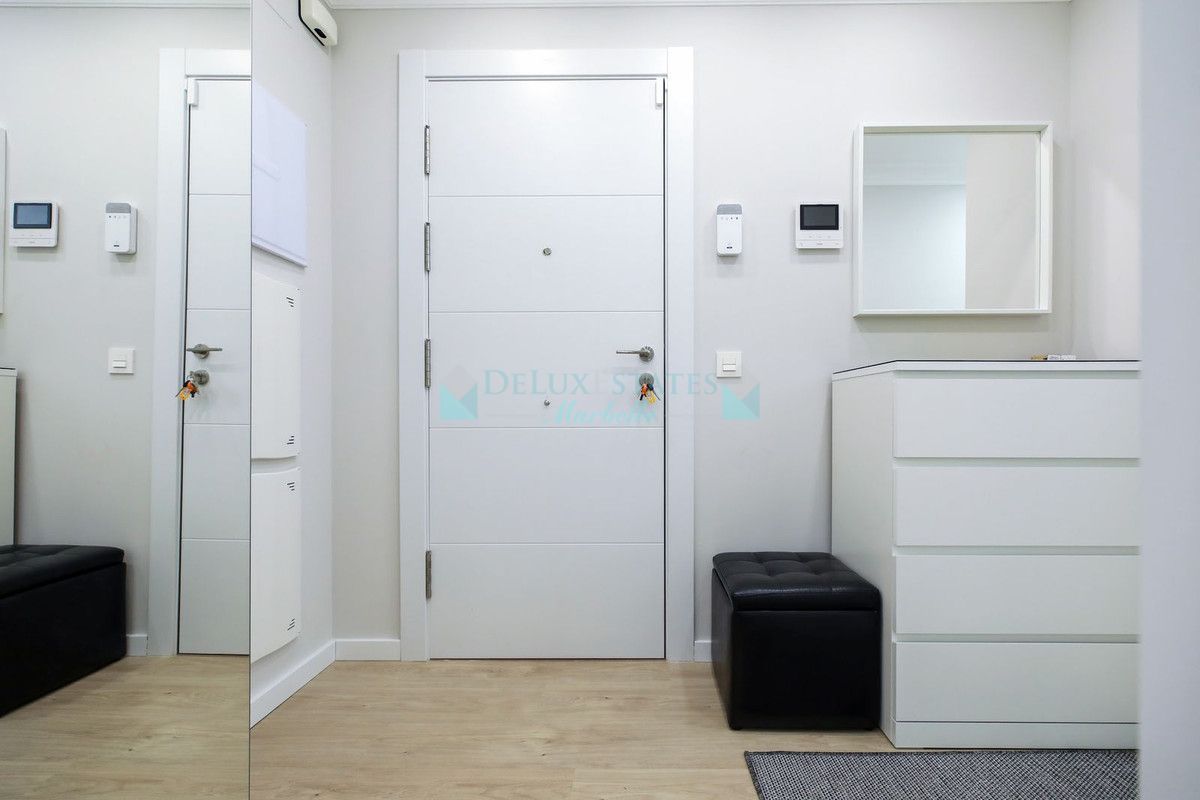 Apartment for sale in Nueva Andalucia