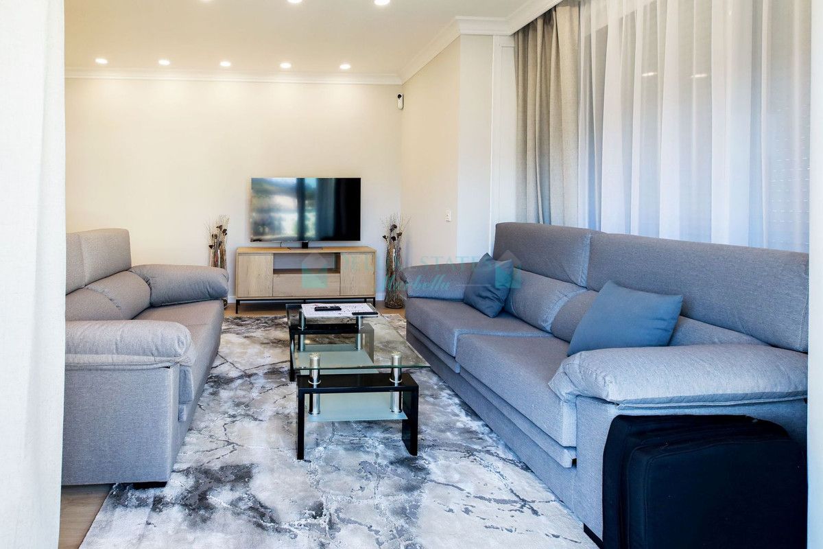 Apartment for sale in Nueva Andalucia