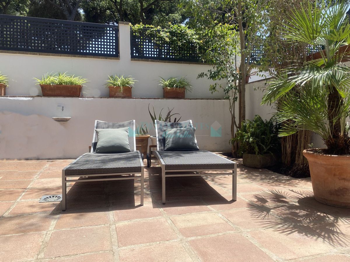 Town House for rent in Elviria, Marbella East