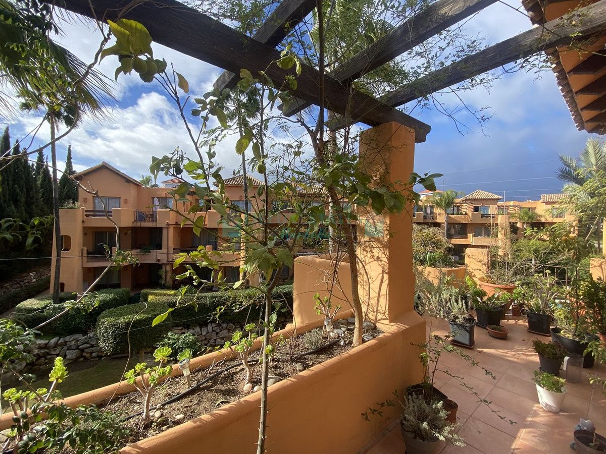 Ático en venta en Bel Air, Estepona