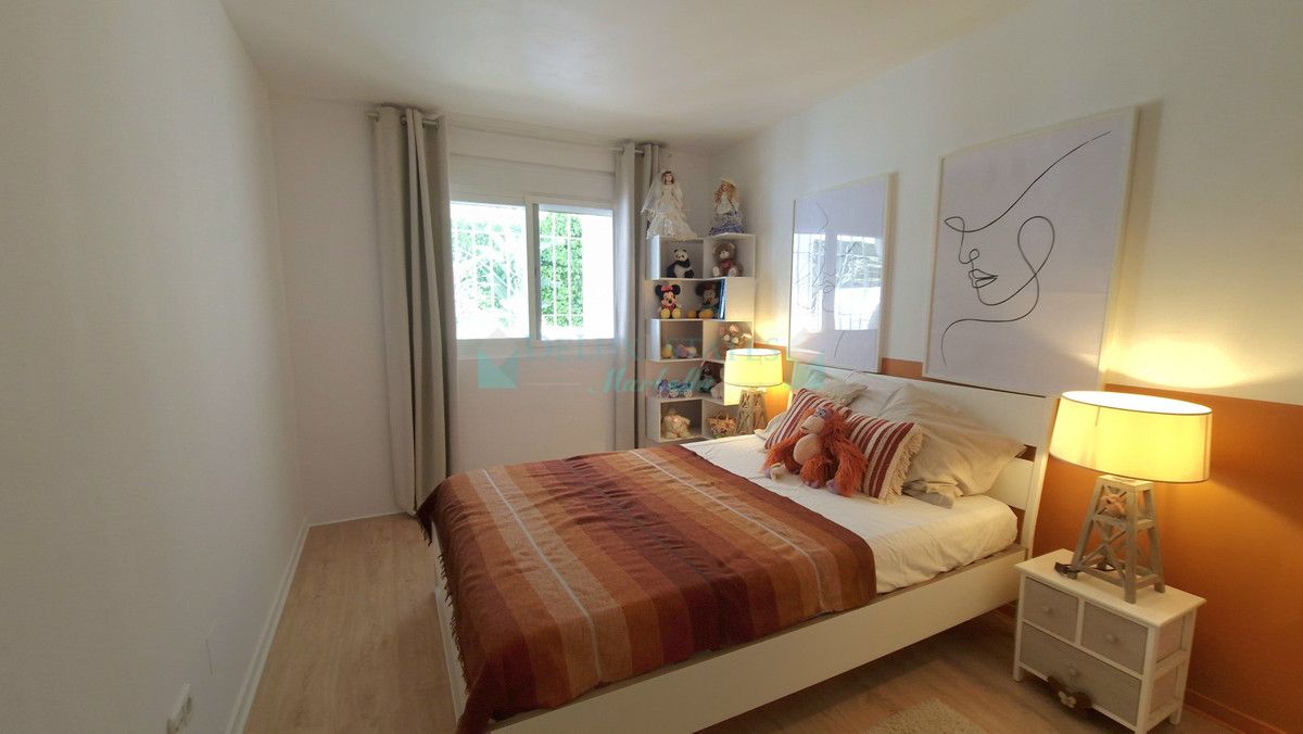 Apartamento en venta en Nueva Andalucia