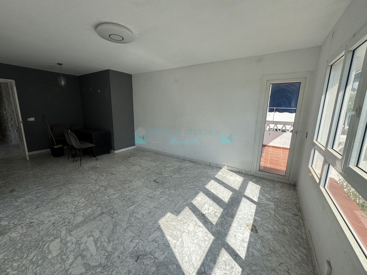 Apartment for sale in Nueva Andalucia