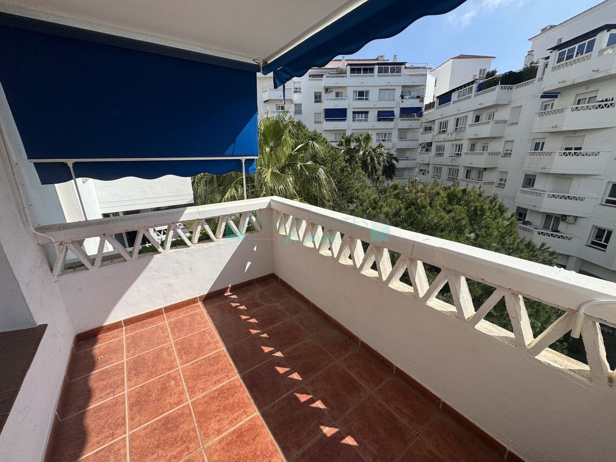 Apartment for sale in Nueva Andalucia