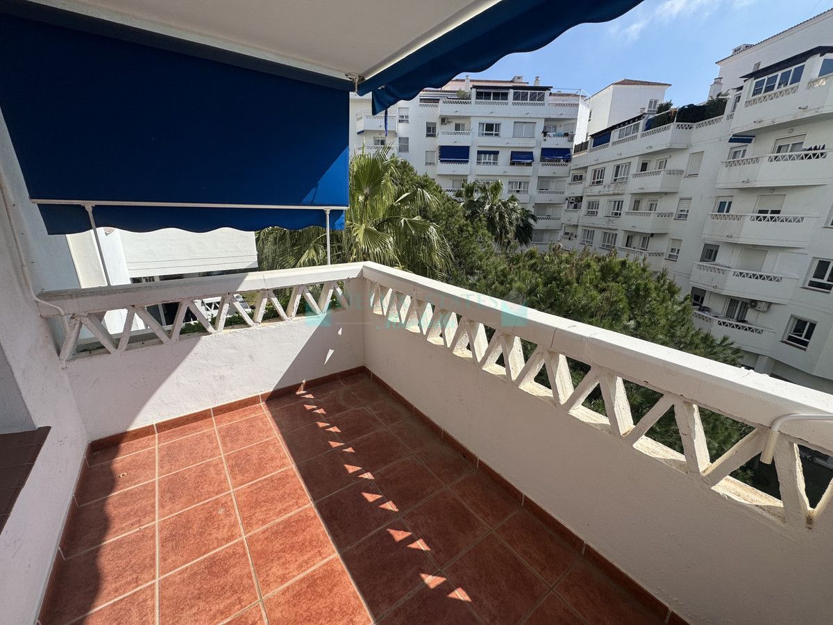 Apartment for sale in Nueva Andalucia