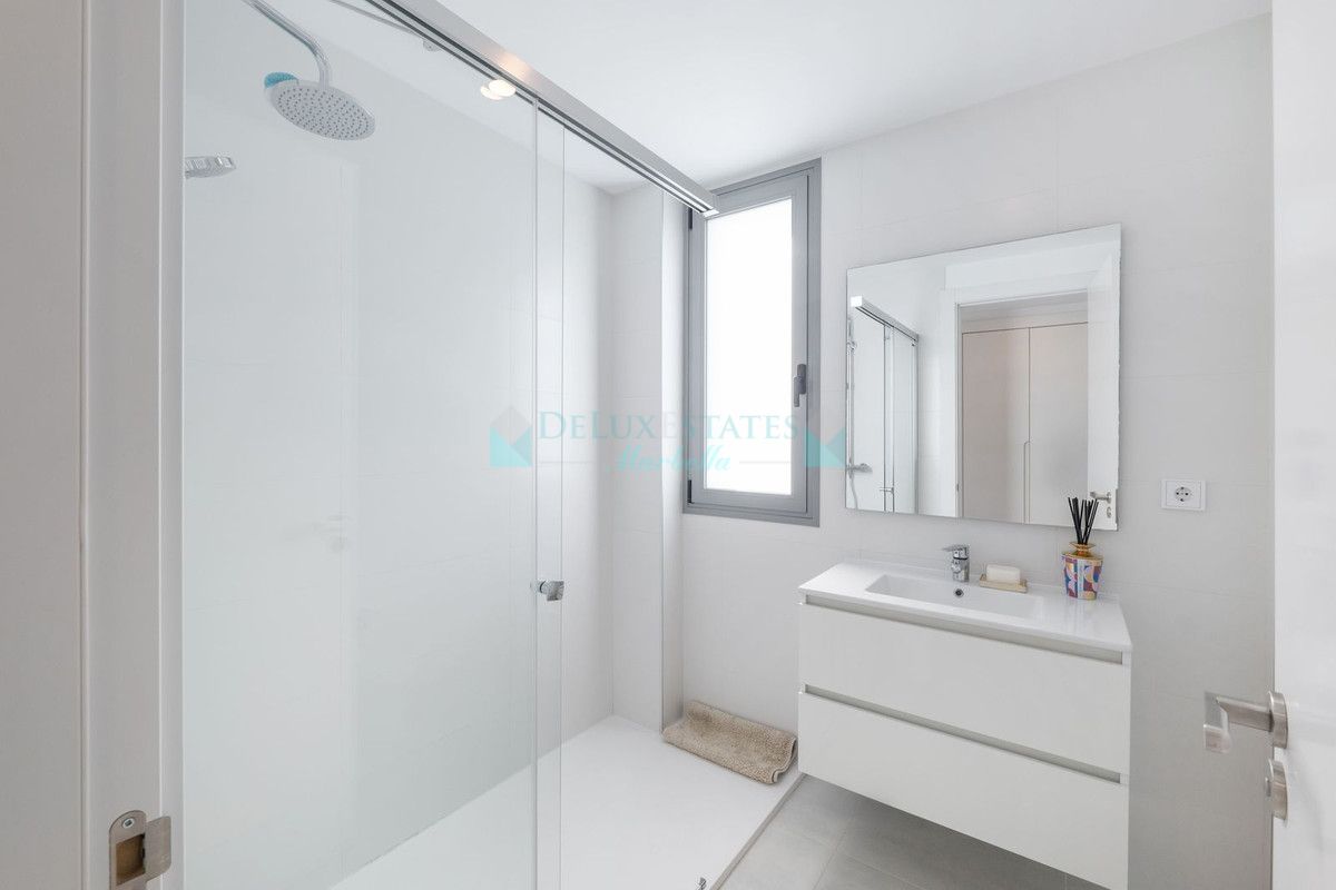 Apartamento en venta en Estepona