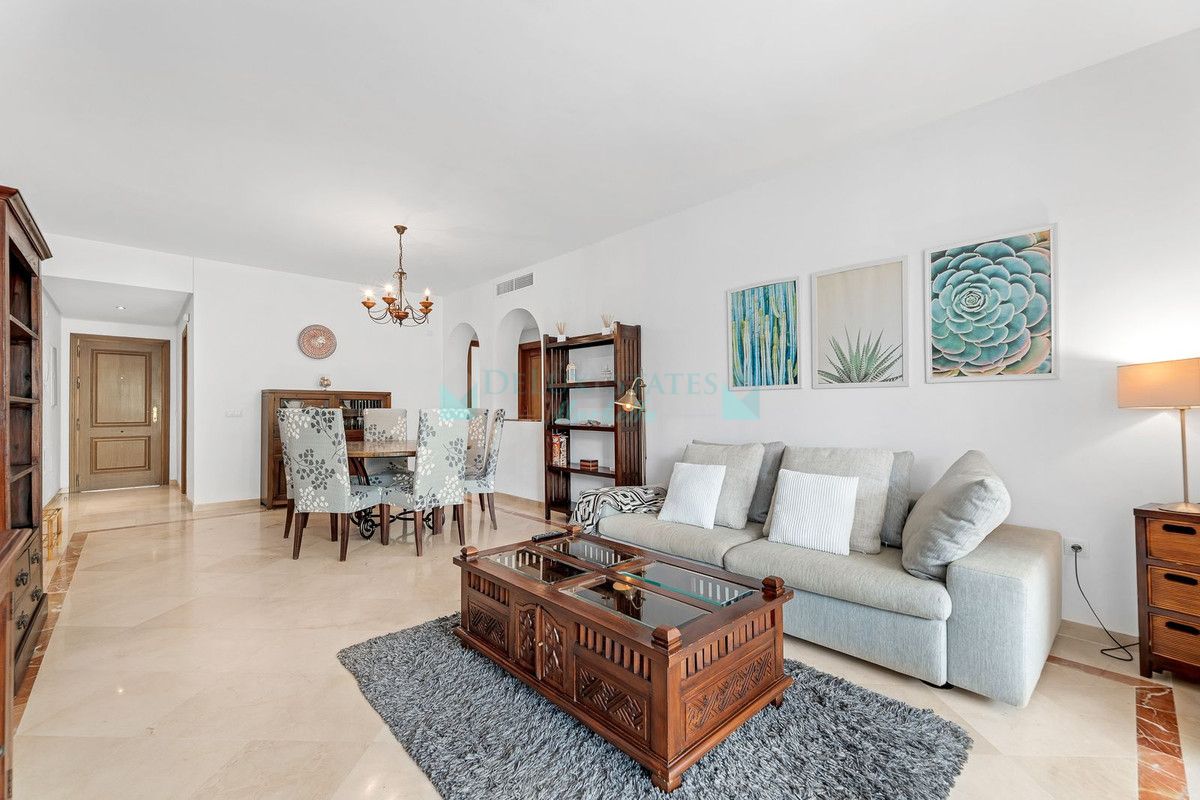 Apartment for sale in Costalita, Estepona