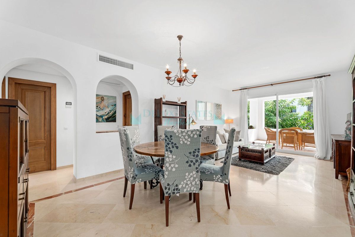 Apartment for sale in Costalita, Estepona