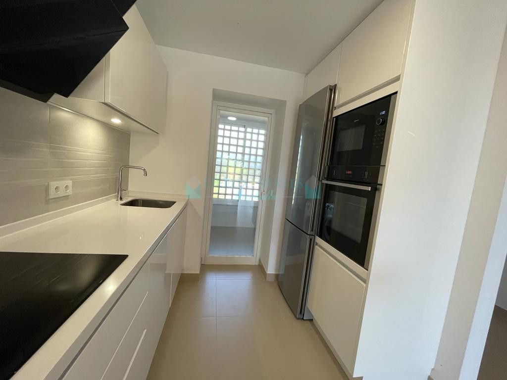 Town House for rent in Benahavis