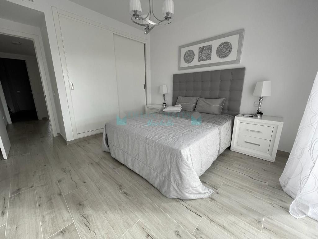 Town House for rent in Benahavis