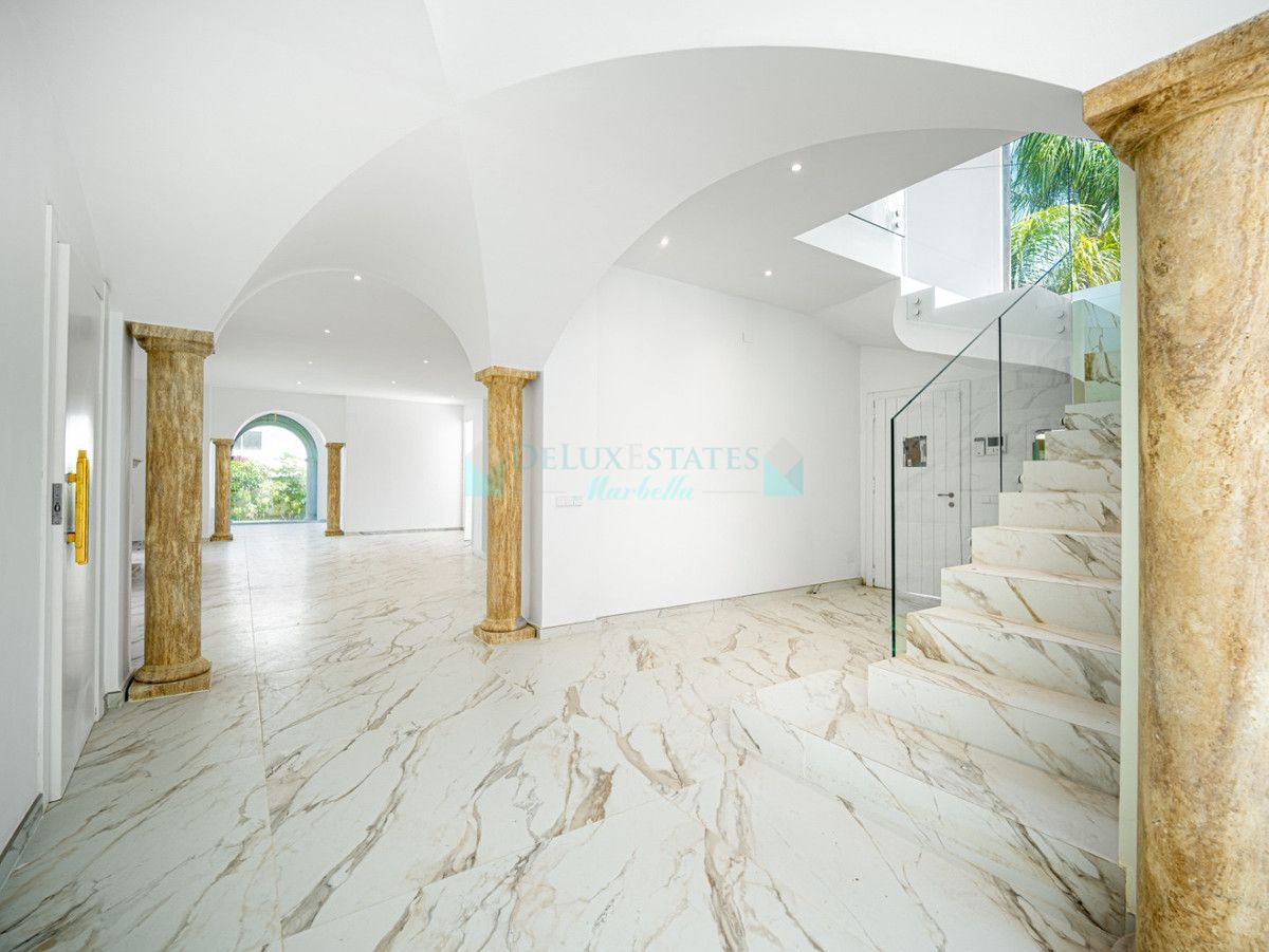 Villa for sale in Marbella