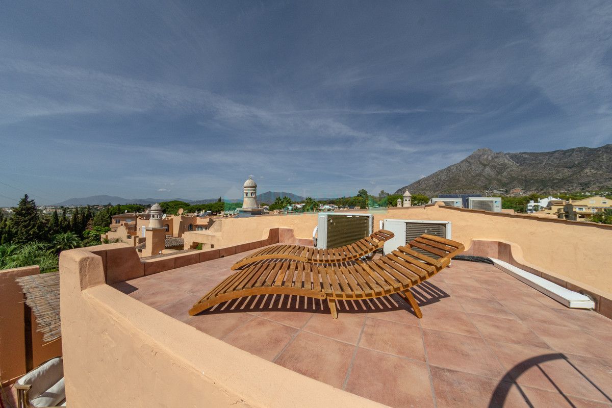 Town House for sale in Nagüeles, Marbella Golden Mile