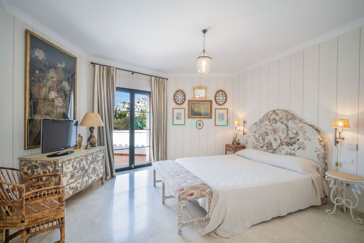 Villa en venta en La Quinta, Benahavis