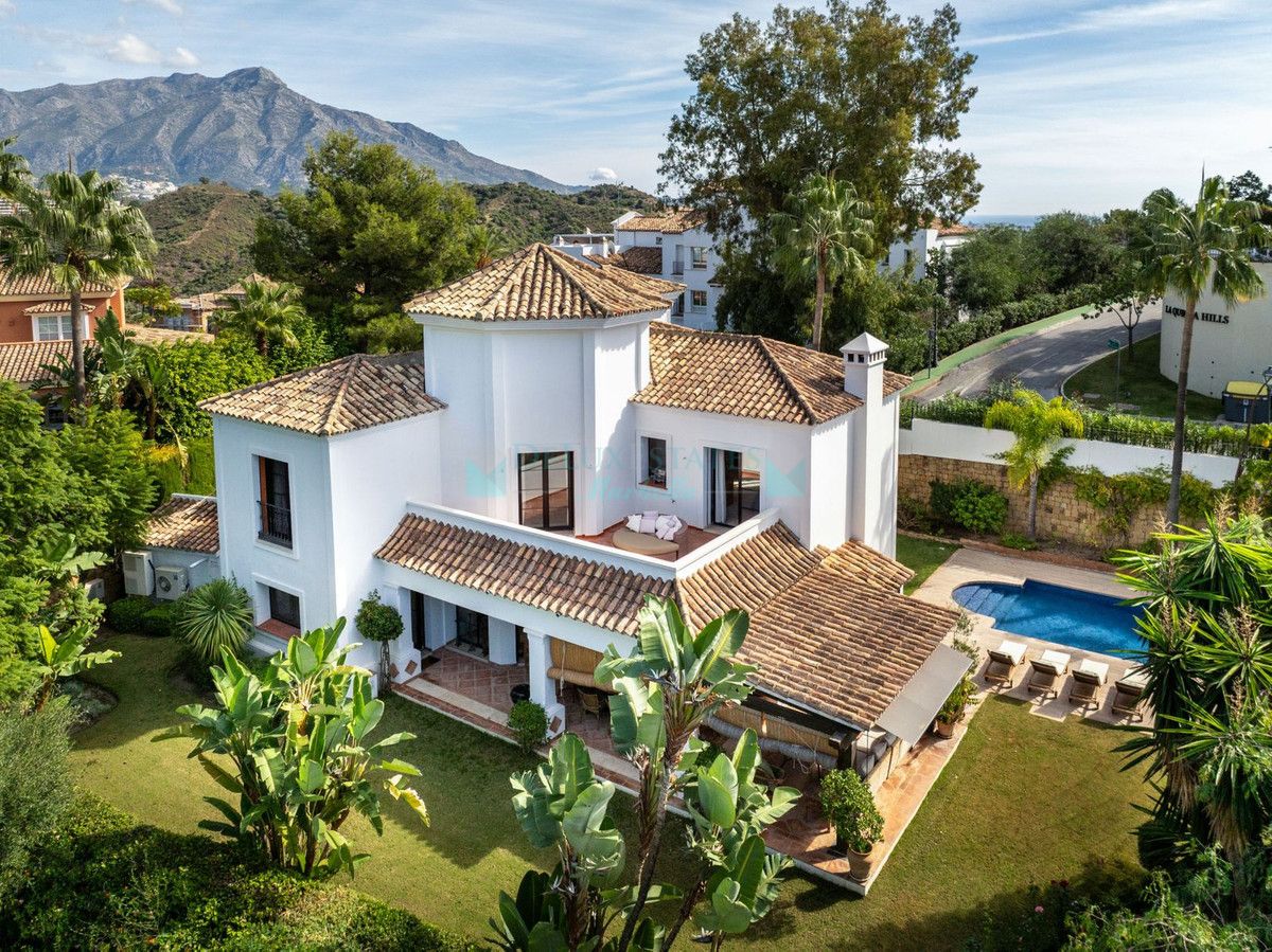 Villa en venta en La Quinta, Benahavis