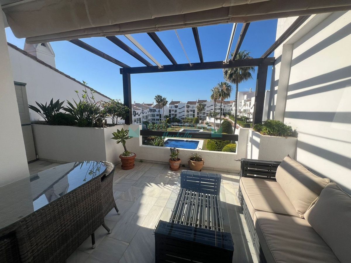 Ático en venta en Bel Air, Estepona