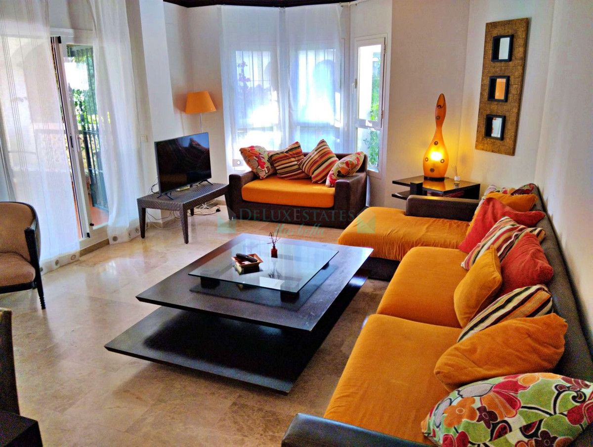 Ground Floor Apartment for sale in Nueva Andalucia