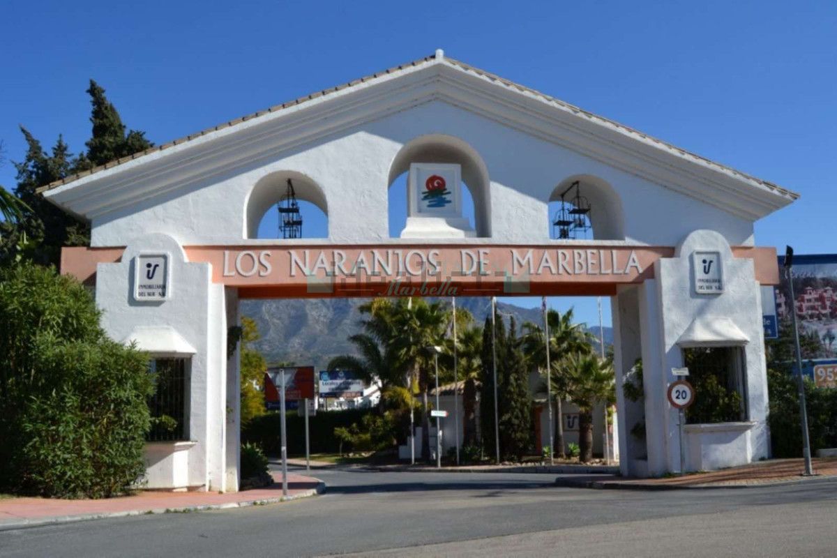 Ground Floor Apartment for sale in Nueva Andalucia