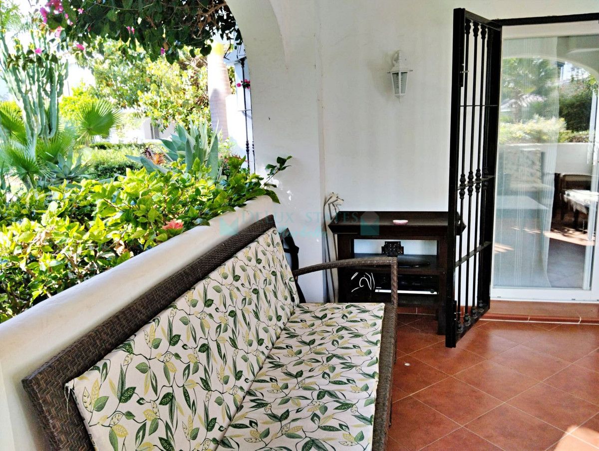 Ground Floor Apartment for sale in Nueva Andalucia