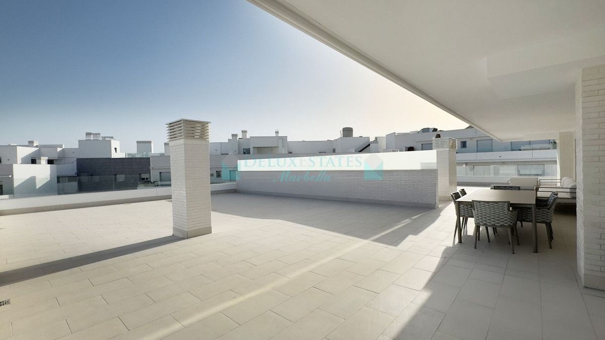 Penthouse for sale in Nueva Andalucia