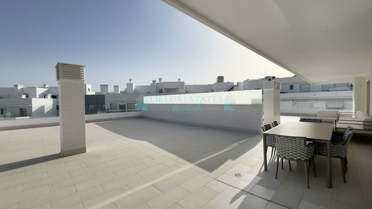 Penthouse for sale in Nueva Andalucia