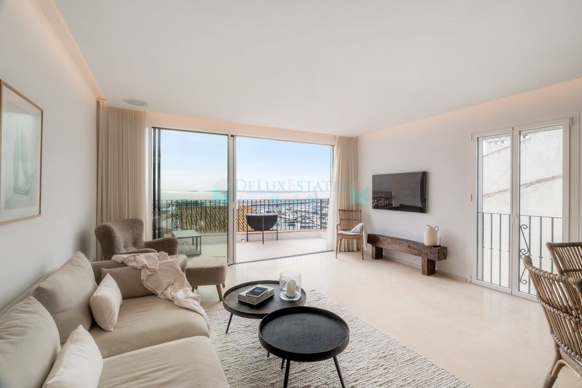 Penthouse for sale in Marbella - Puerto Banus