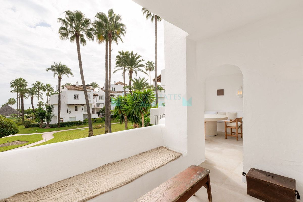 Apartamento en venta en Estepona