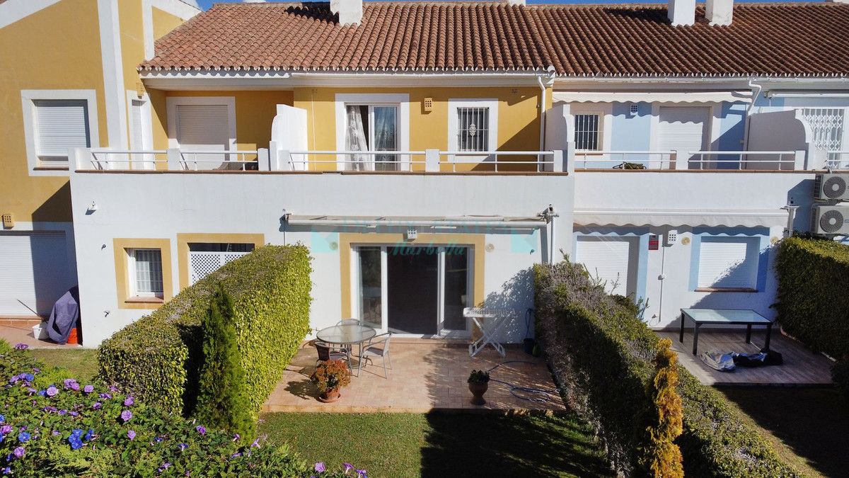 Town House for sale in New Golden Mile, Estepona