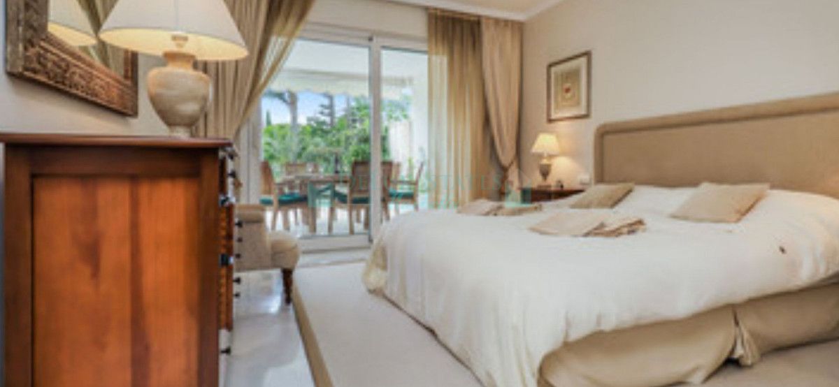 Ground Floor Apartment for sale in Nueva Andalucia
