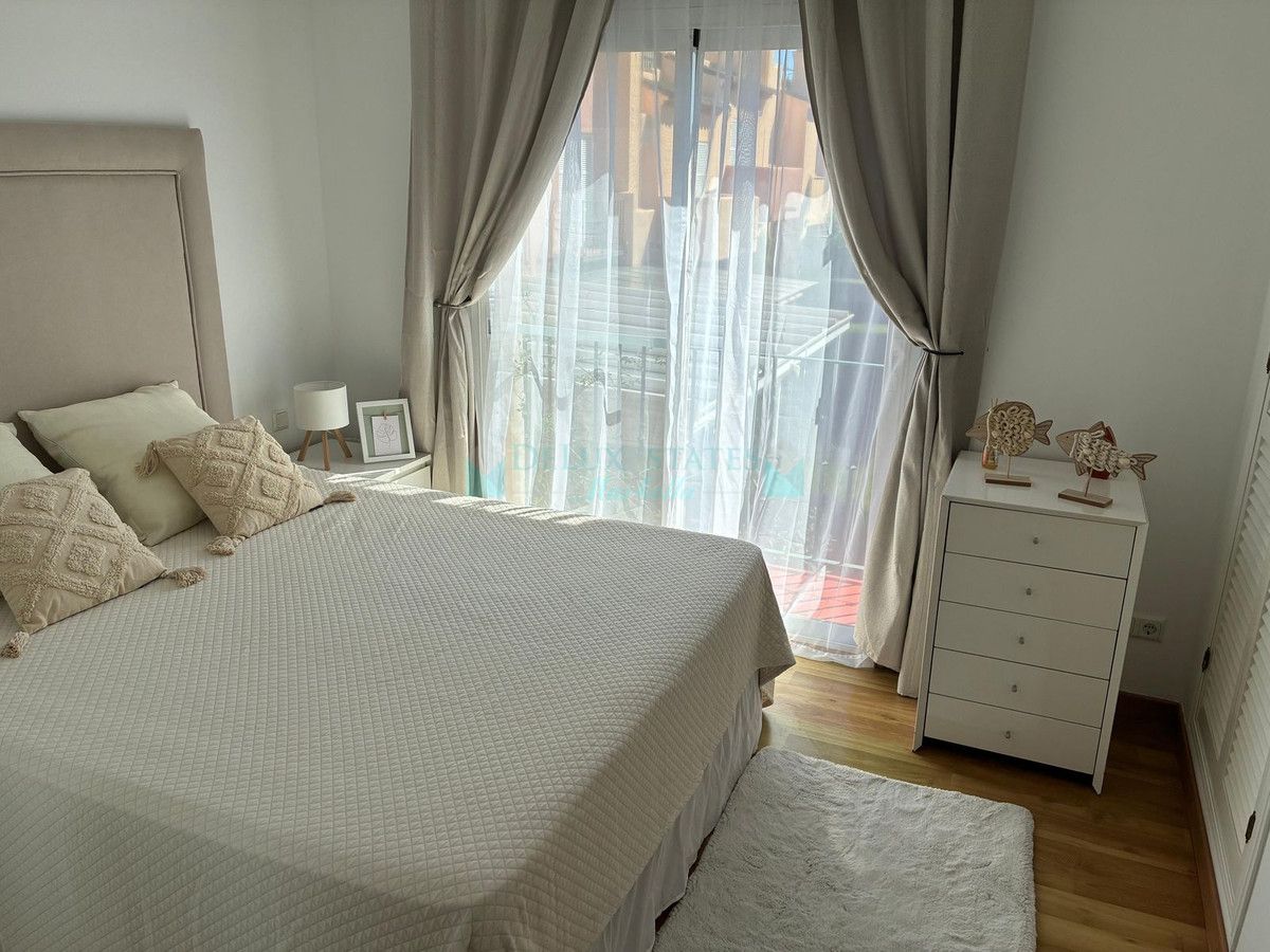 Villa en alquiler en Nueva Andalucia