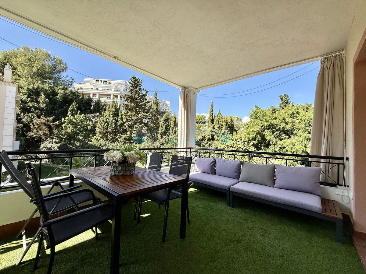 Apartment for rent in Nueva Andalucia