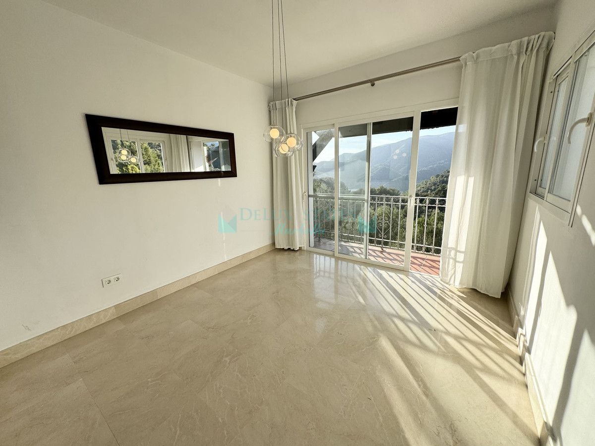 Town House for rent in Istan