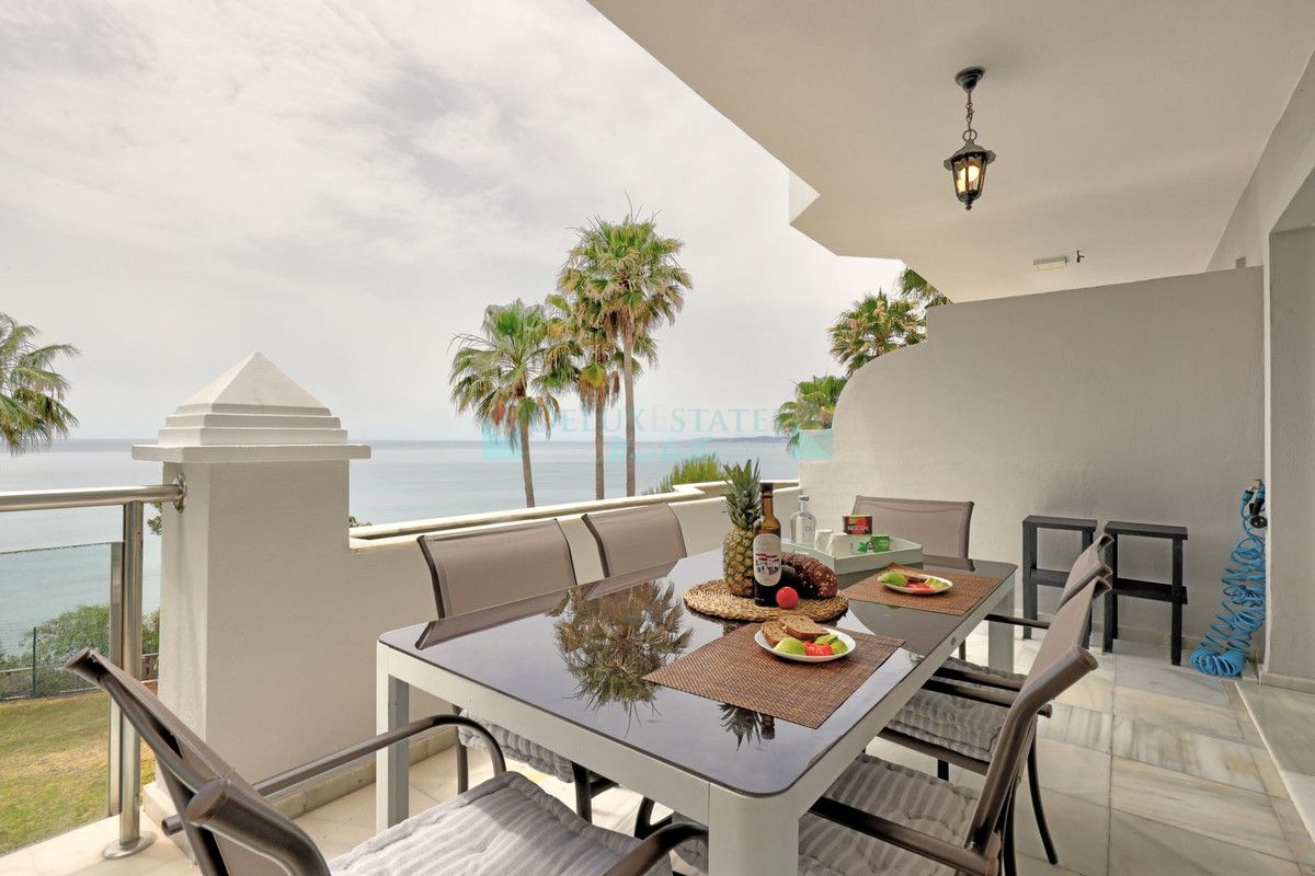 Apartamento en venta en Estepona