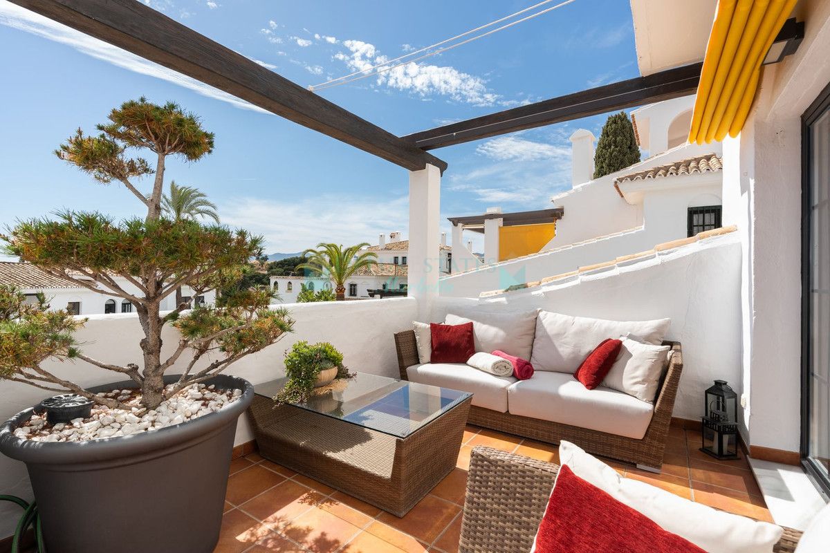 Apartment for sale in Nueva Andalucia