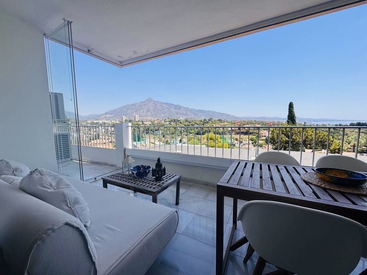 Apartment for rent in Nueva Andalucia