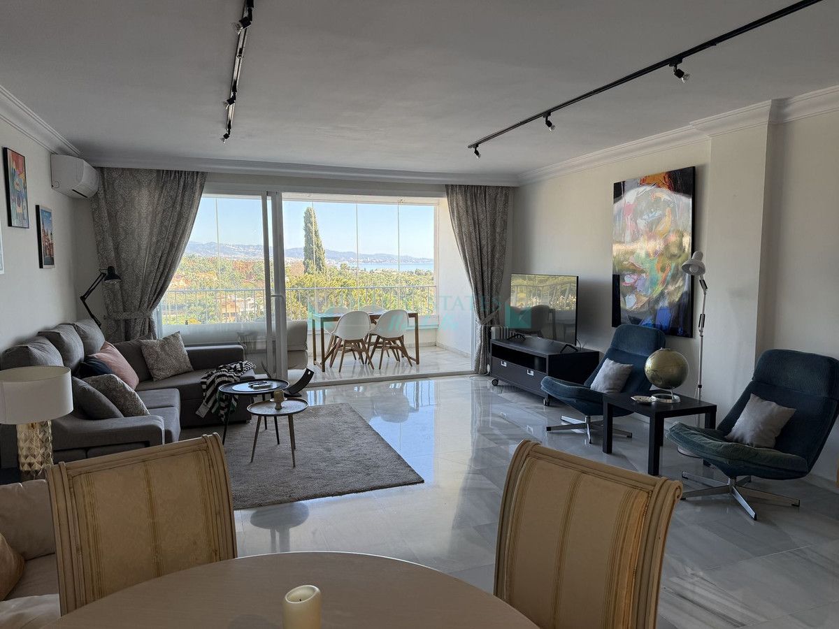 Apartment for rent in Nueva Andalucia