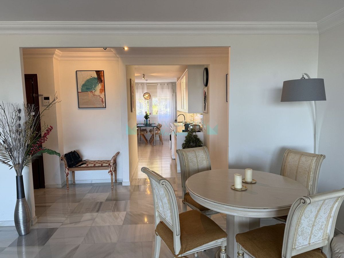 Apartment for rent in Nueva Andalucia