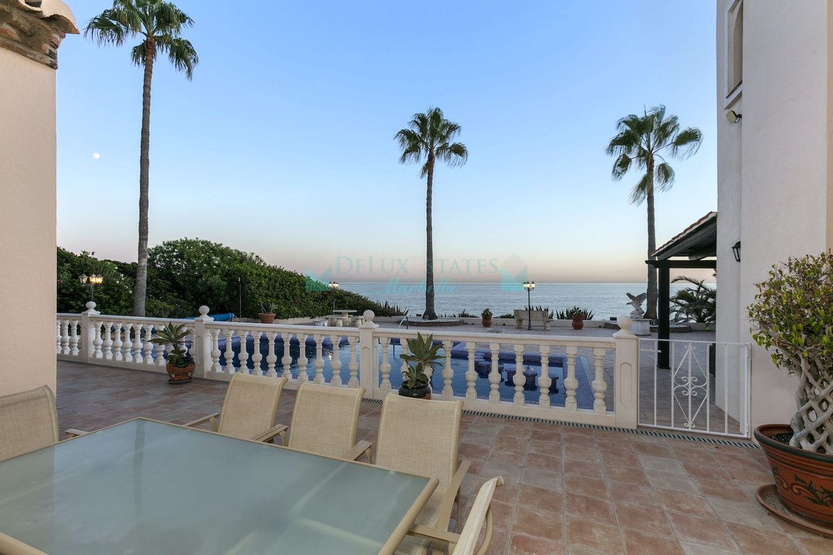 Villa for sale in Marbesa, Marbella East