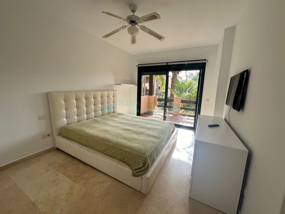 Apartamento en venta en Estepona