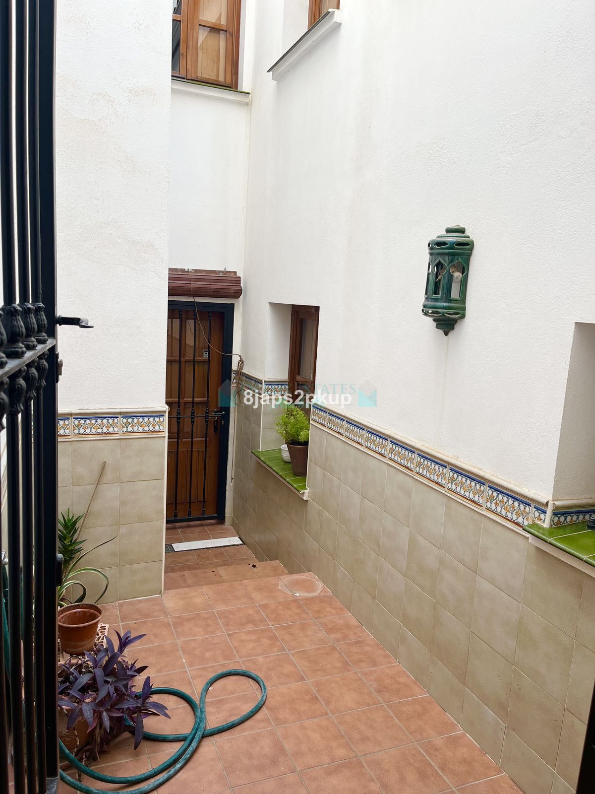 Town House for sale in Estepona