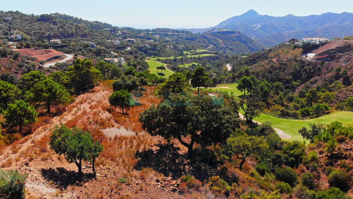 Residential Plot for sale in La Zagaleta, Benahavis