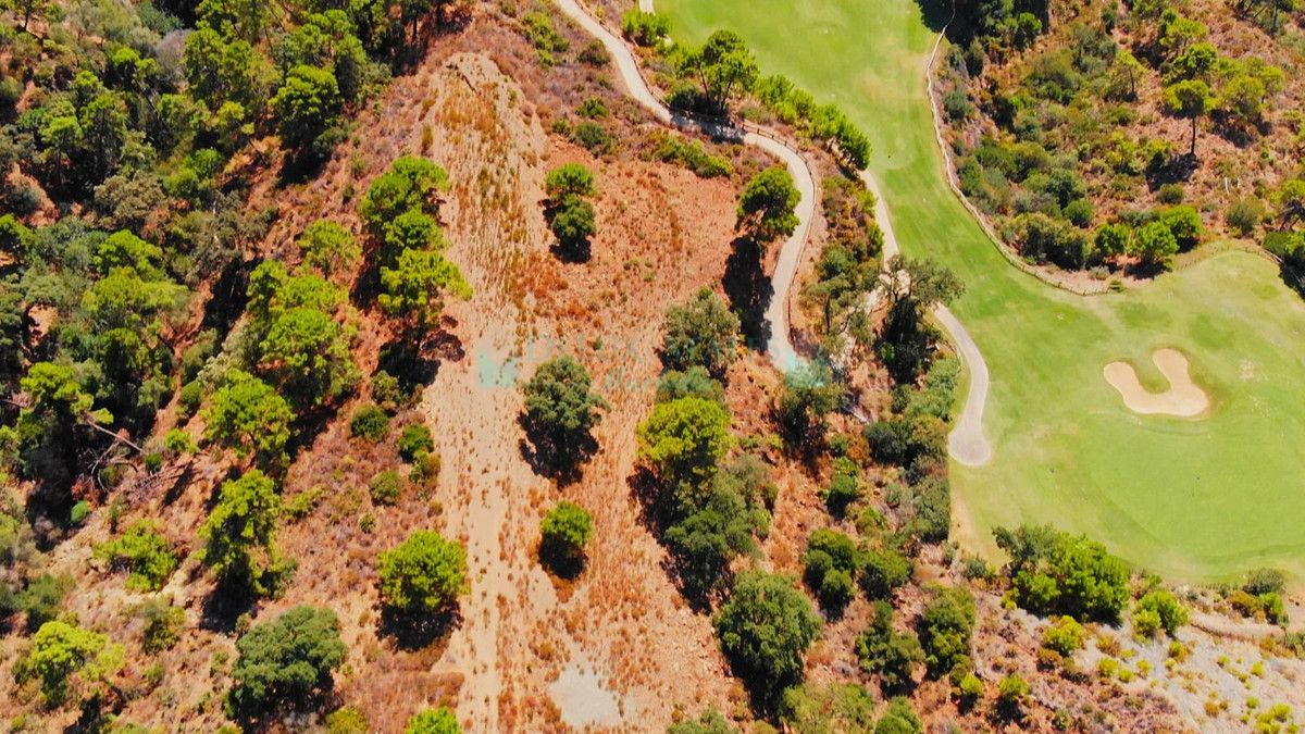 Residential Plot for sale in La Zagaleta, Benahavis