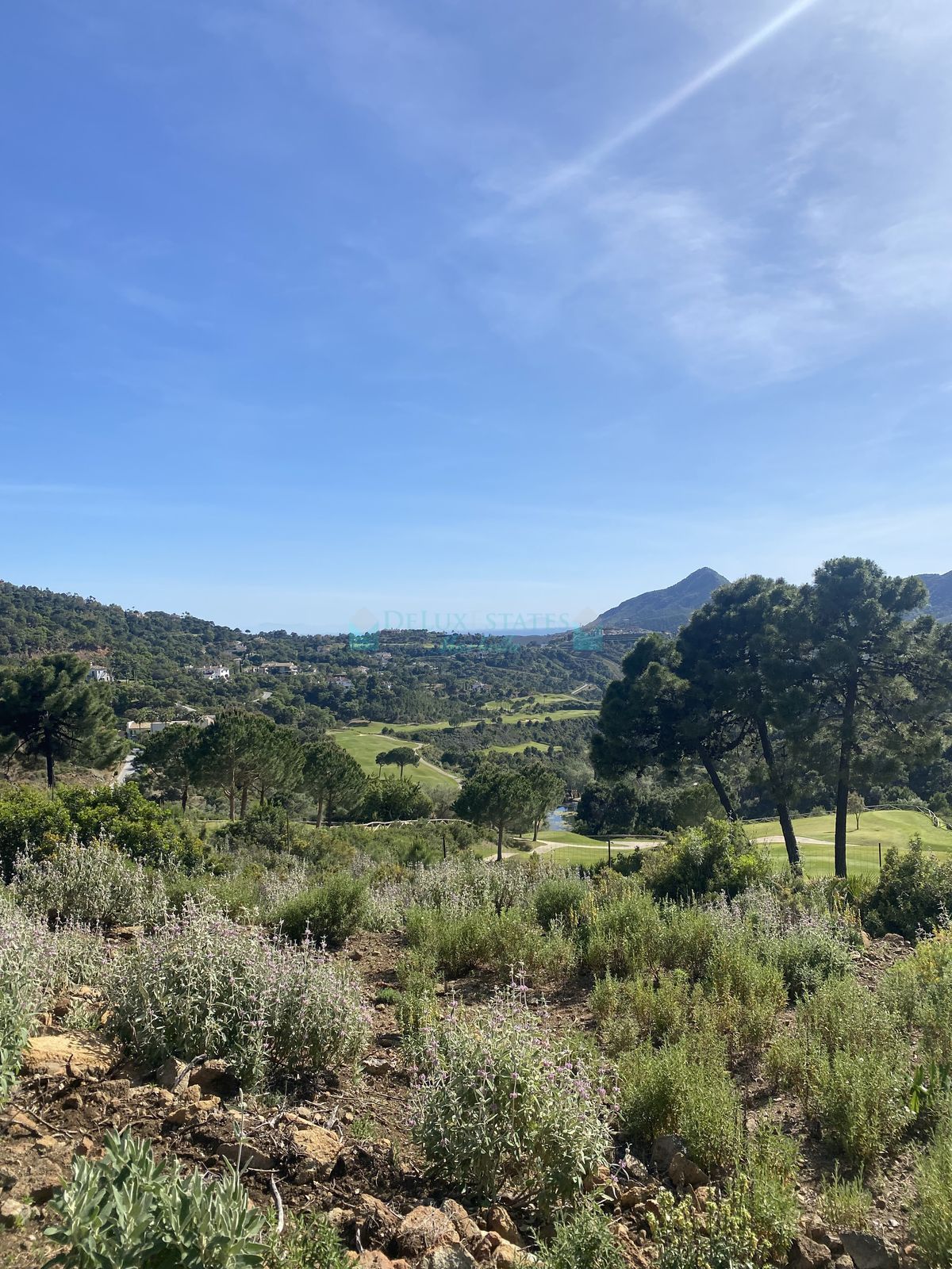 Residential Plot for sale in La Zagaleta, Benahavis