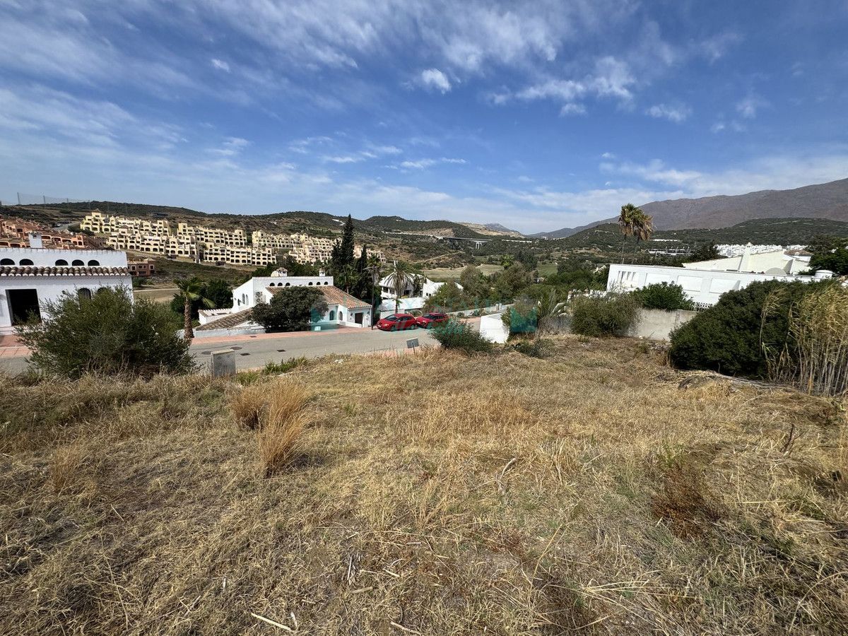 Residential Plot for sale in Estepona