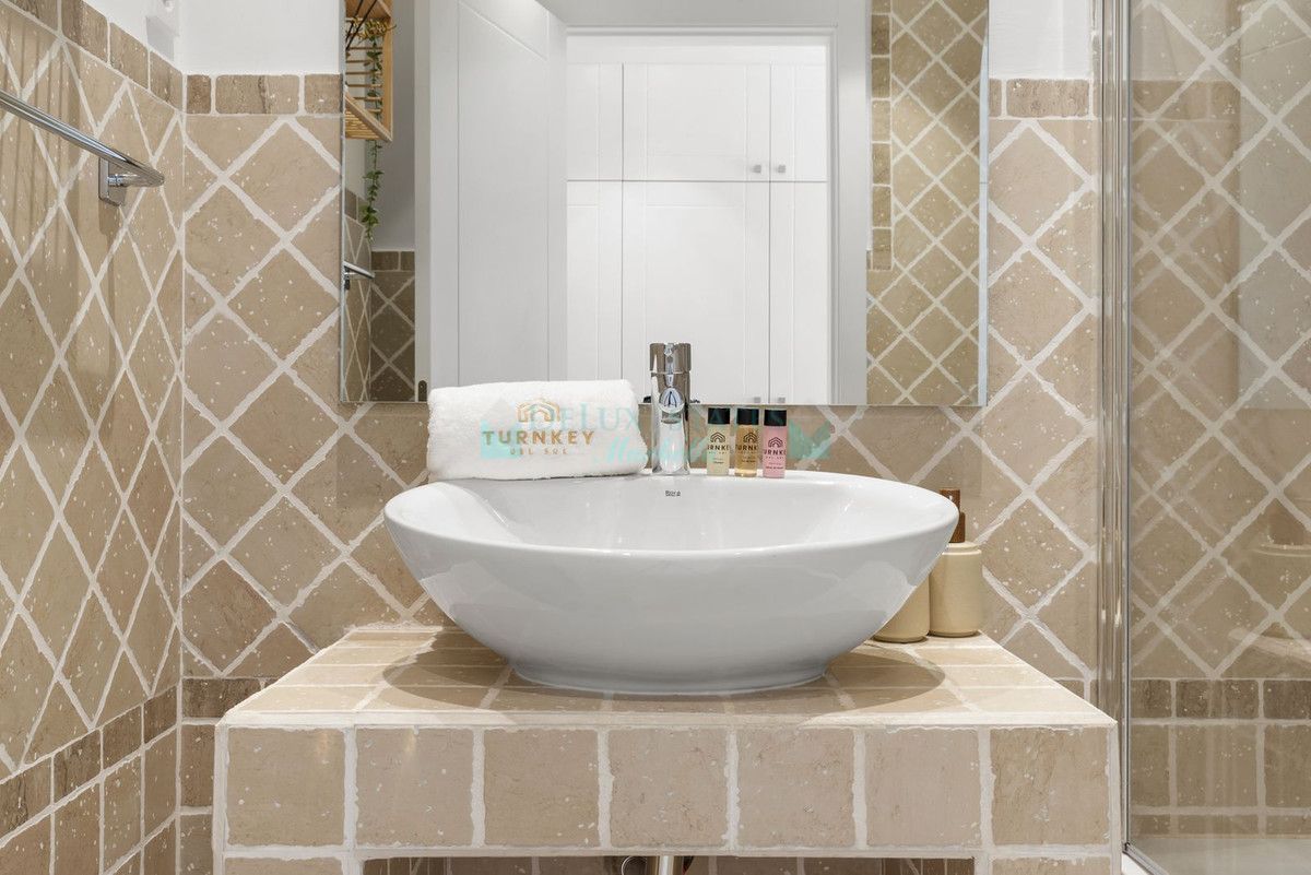 Apartment for rent in Estepona