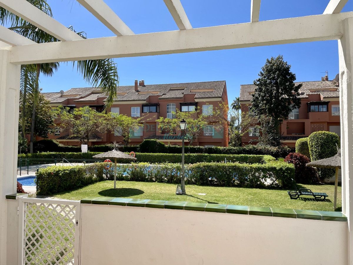 Ground Floor Apartment for rent in Marbella - Puerto Banus