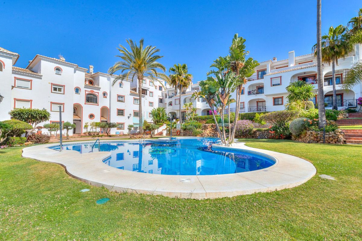 Apartment for sale in La Reserva de Marbella, Marbella East