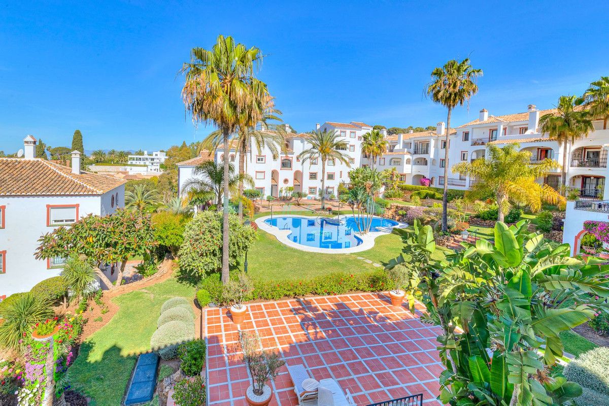 Apartment for sale in La Reserva de Marbella, Marbella East