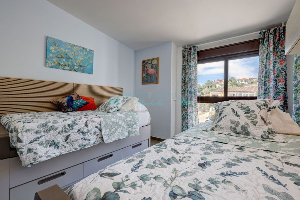 Semi Detached Villa for rent in Estepona