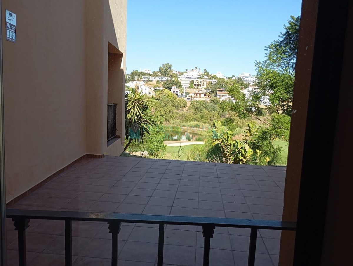 Apartamento Planta Baja en venta en Valle Romano, Estepona