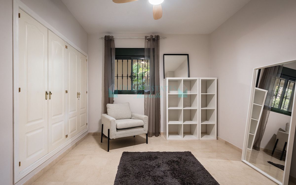 Apartamento Planta Baja en alquiler en San Pedro de Alcantara