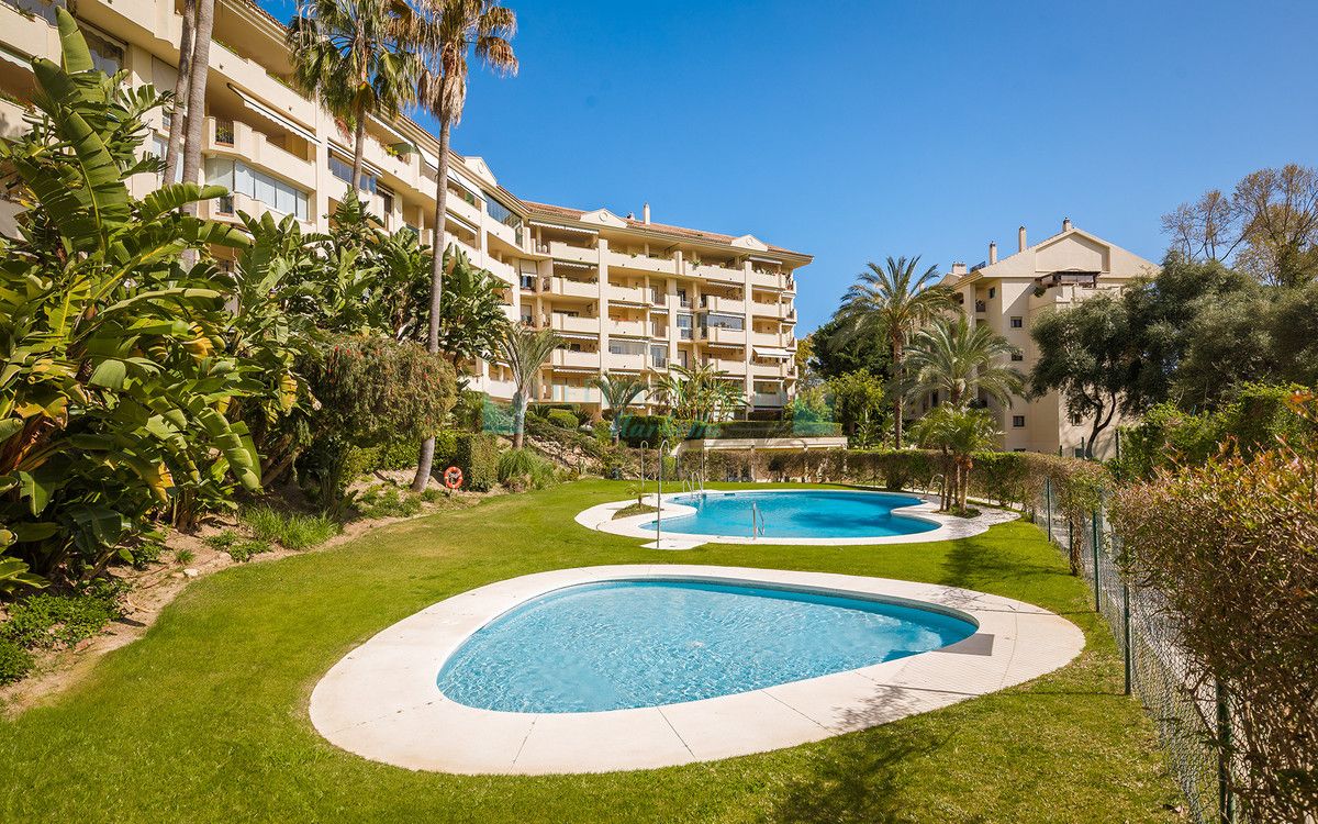Apartamento Planta Baja en alquiler en San Pedro de Alcantara